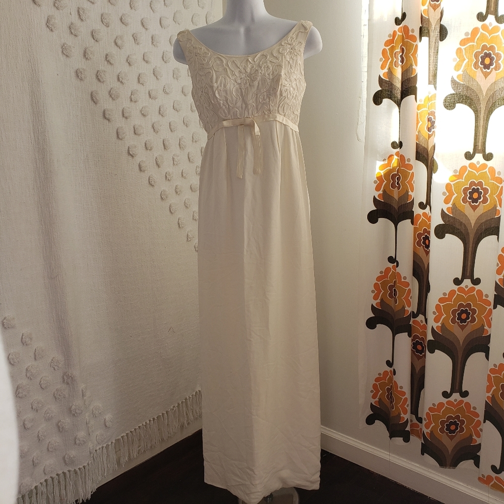 Vintage White Empire Waist Maxi Dress